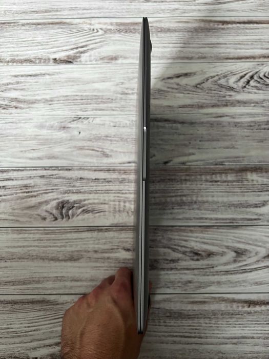 Apple Macbook Air 2020 M1 / 16Gb / SSD 256Gb