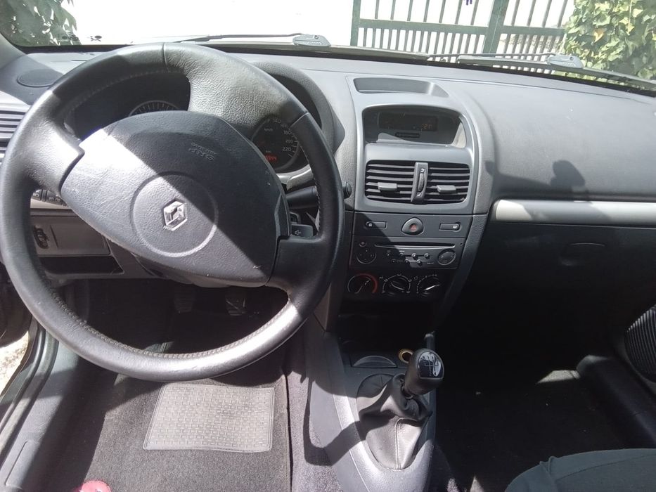 Renault clio 2002