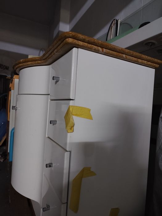 Armário casa de banho