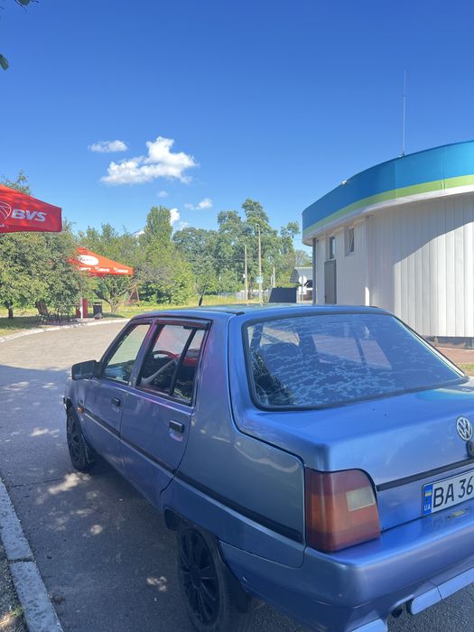 Продам машину ЗАЗ славута 110307.