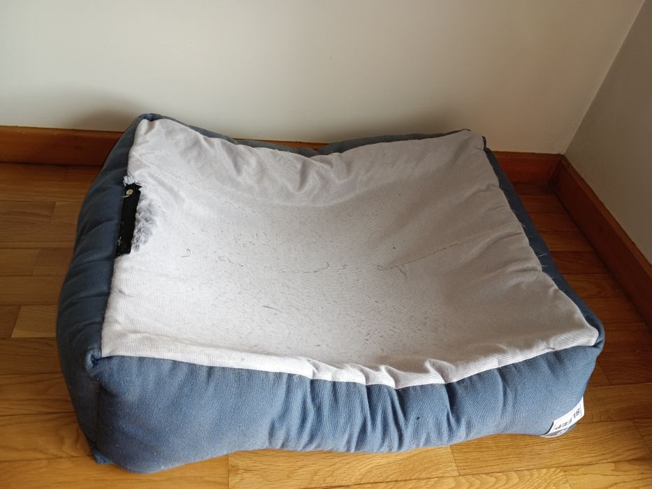Cama para cão (70cmx 56cm)