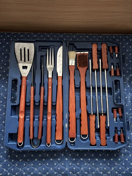 Zestaw akcesorium do grillowania