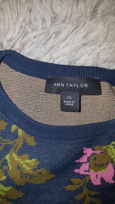 Sweter XS w kwiaty