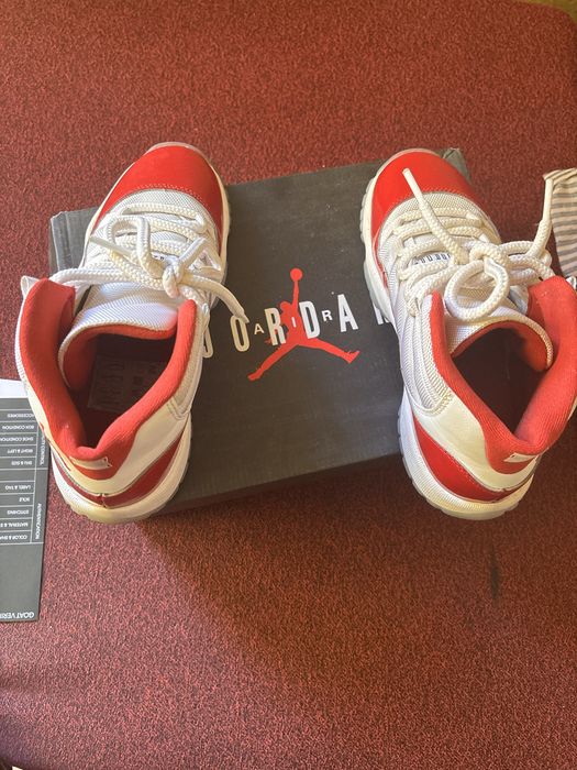 Jordan 11 cherry