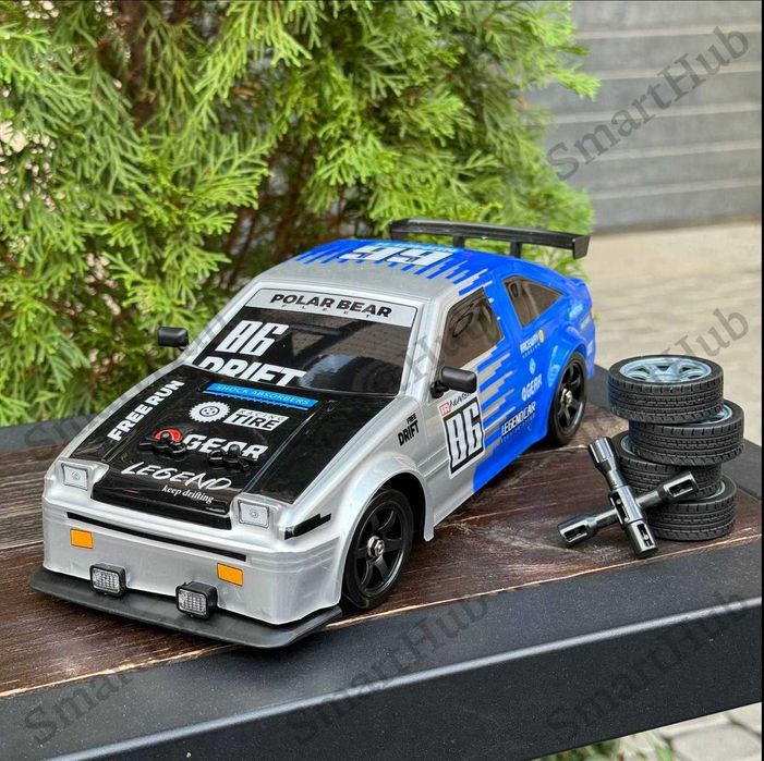 Дрифт машинка Toyota Trueno AE86 на радиоуправлении 28.5см 1:16