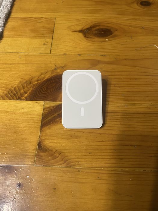 Продам автобомобільний тримач на телефон