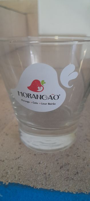 Copos cerveja e vários