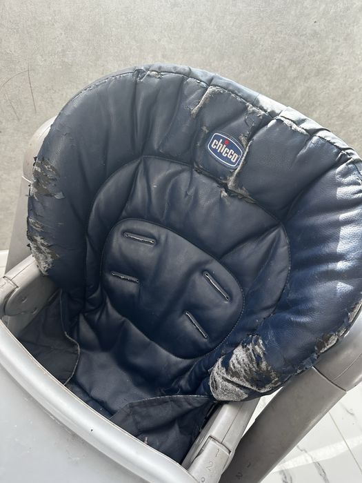 Стільчик chicco poly magic