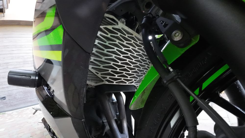 Kawasaki ninja 400 2018p