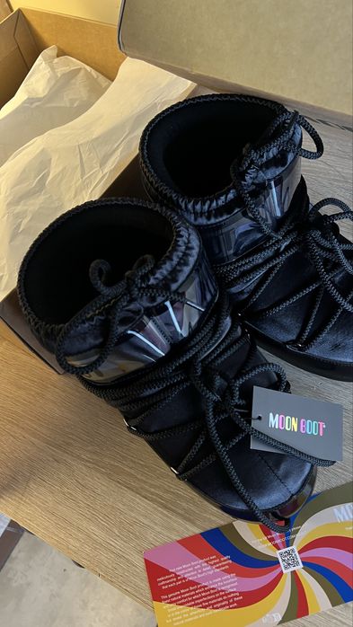 Мон боти чорні 2026