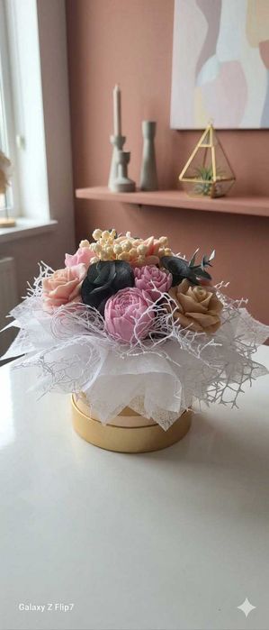 Box z wosku sojowego