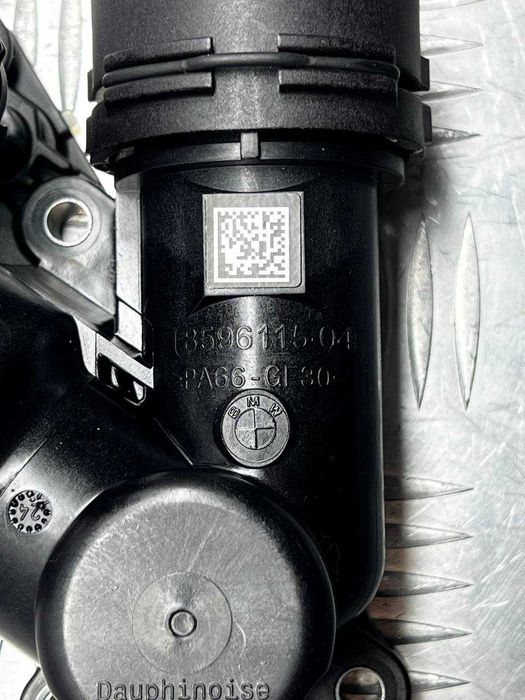 Вторичный термостат новый BMW B57 11538596115 G20 G30 G32 G45 G11 G05