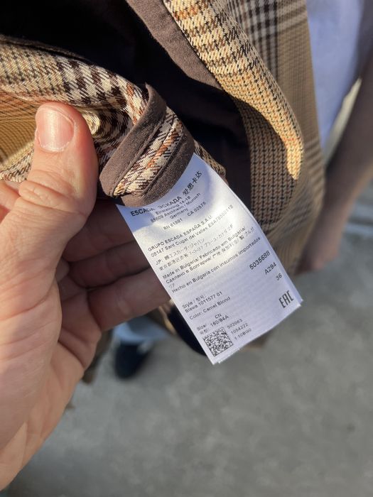 Escada marynarka dwurzędowa damksa klasyczna 36