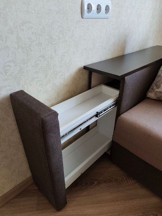 Диван евро книжка