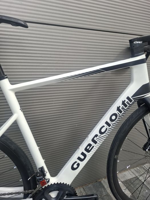 Rower szosowy szosa Guerciotti Cartesio Disc L 56 full Shimano Ultegra 11v karbon tarcze