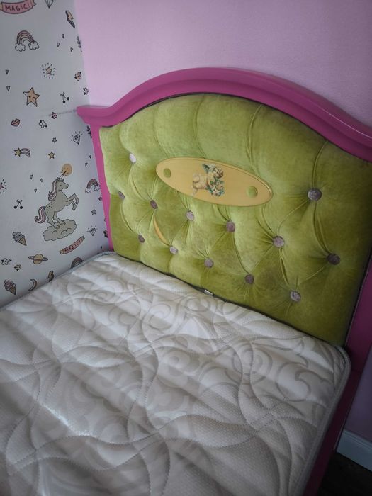 Продам дитяче ліжко (дерево)