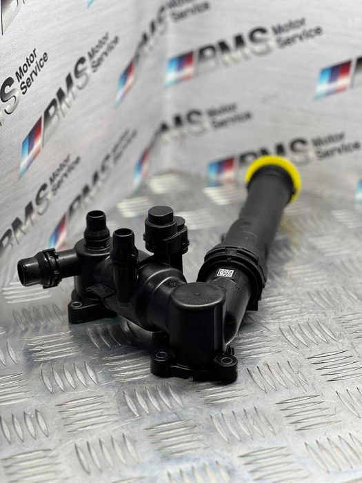 Вторичный термостат новый BMW B57 11538596115 G20 G30 G32 G45 G11 G05