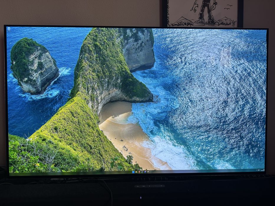 TV OLED 42’ LG C2 (2022)