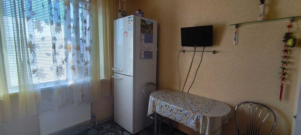 Продаж квартири з автономним опаленням в 12 мкрн