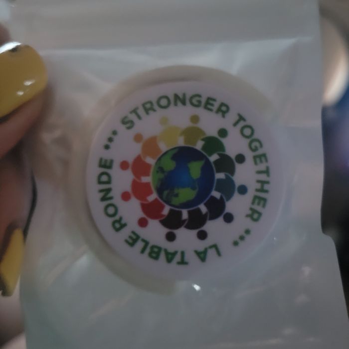 Холдер для телефона в машину