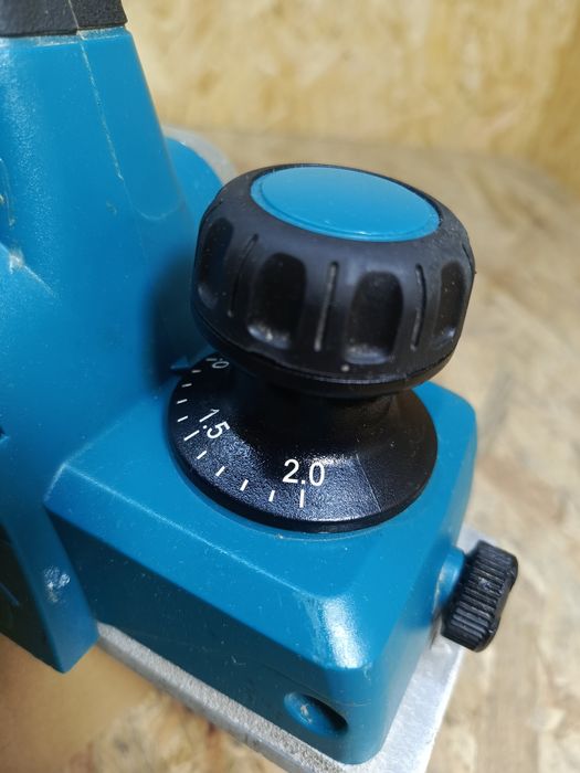 Strug akumulatorowy Makita dkp180 + Aku 5ah