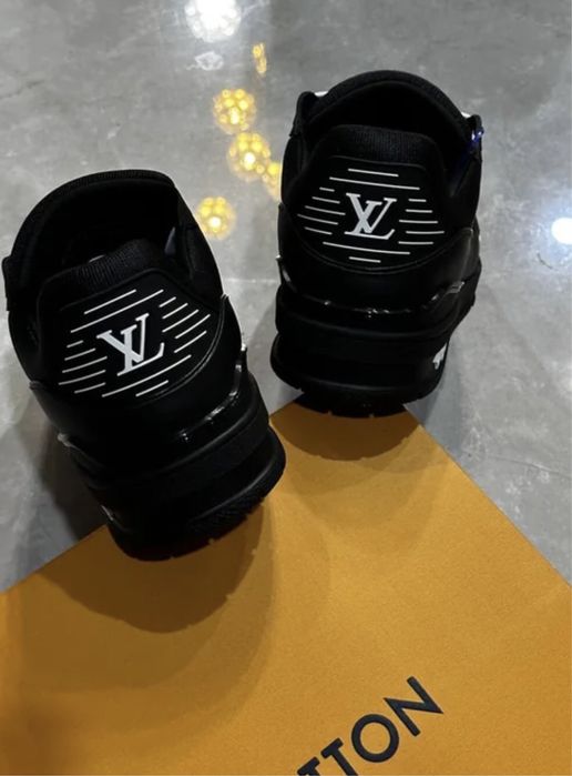 Buty valentino 40-45 skora naturalna