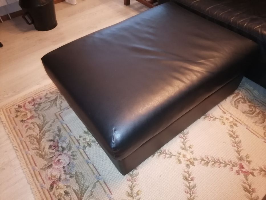 Vendo sofás em pele  Móveis Tralhão.