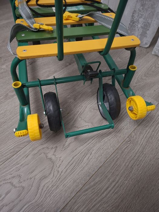 Санки з колесами