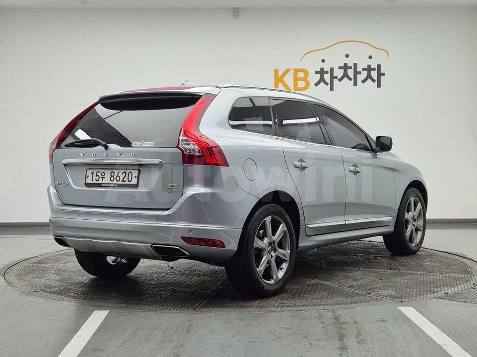 2015 Volvo XC60 2.4 D5 AWD Максимальна надійність