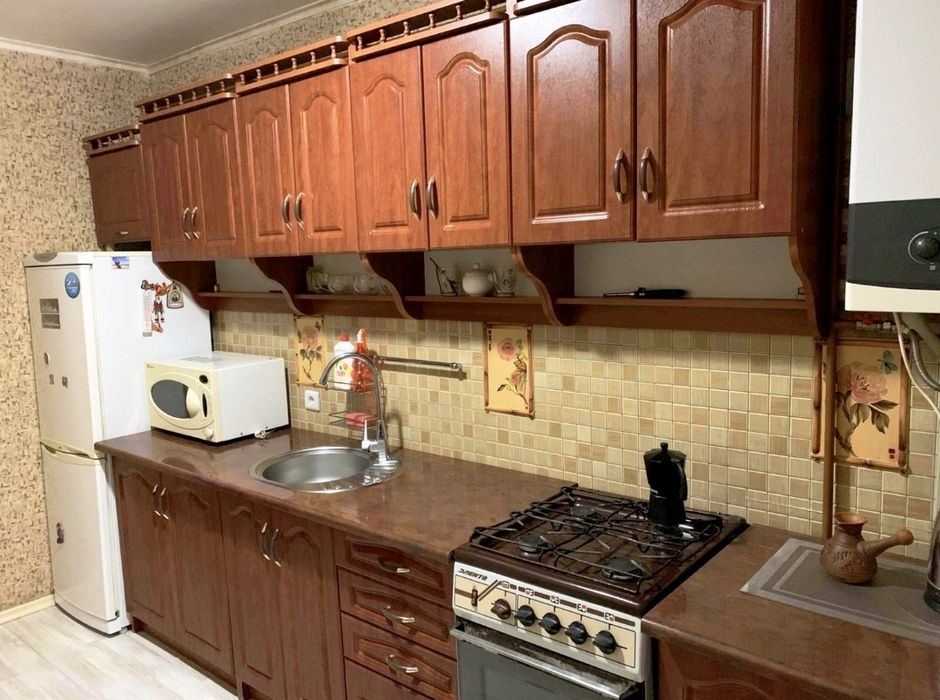 Продам 3 кімнатну квартиру на Дніпробуді