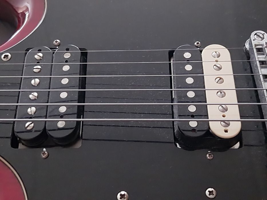 Custom 77 China Girl (formato Gibson SG)
