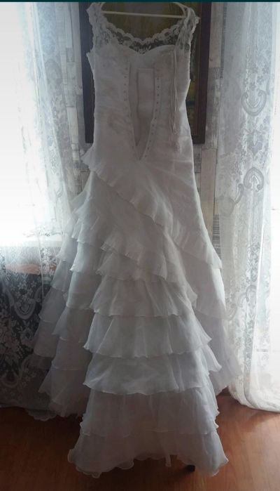 Sukienka ślubna hiszpanka