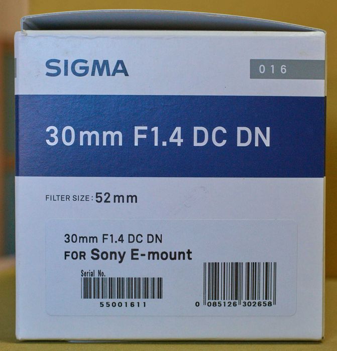 Sigma 30mm f/1.4 DC DN Contemporary (Sony e-mount APS-C)
