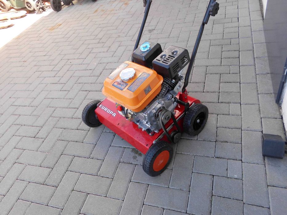 Solidny wertykulator spalinowy 6,5KM