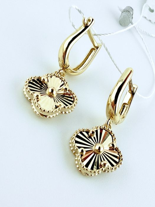 Золоті сережки нові