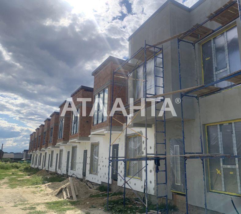 Сучасний таунхаус в с. Чагор, р-н ресторану Гостинний двір