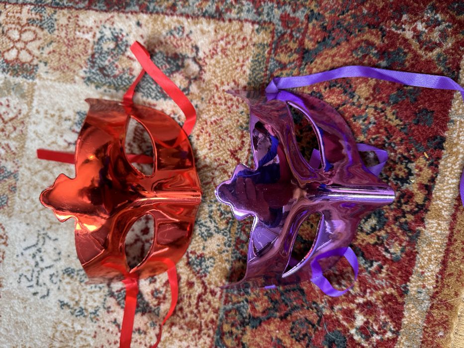 Maski karnawałowe 2 sztuki