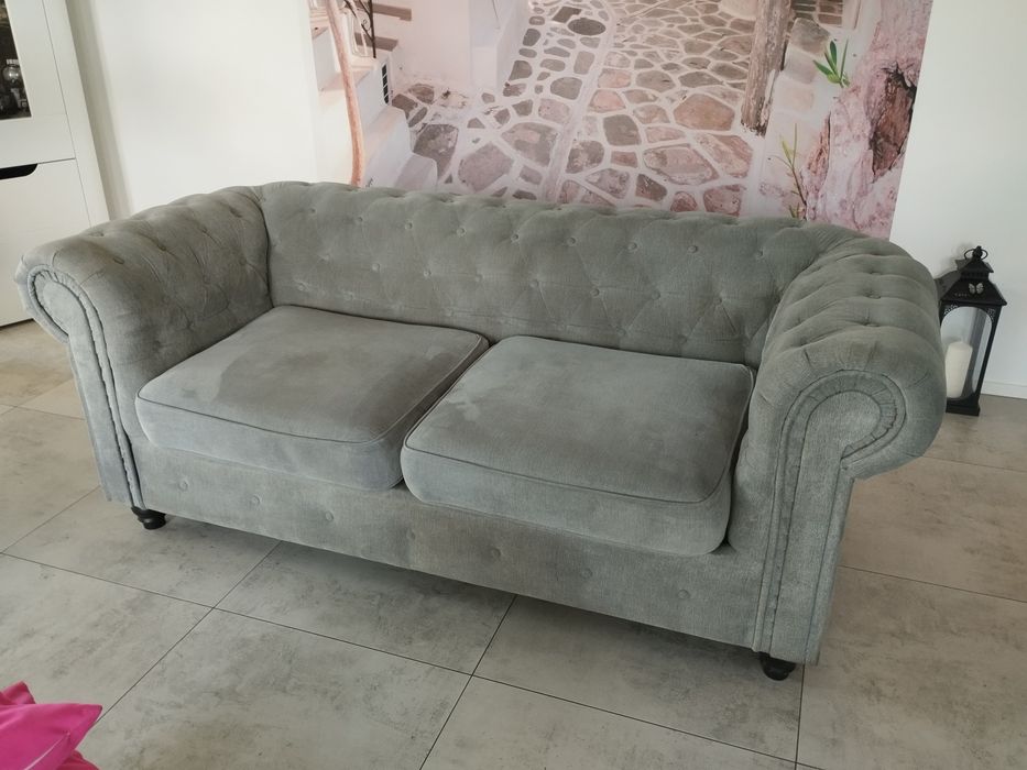 Dwie kanapy chesterfield dwójka szara