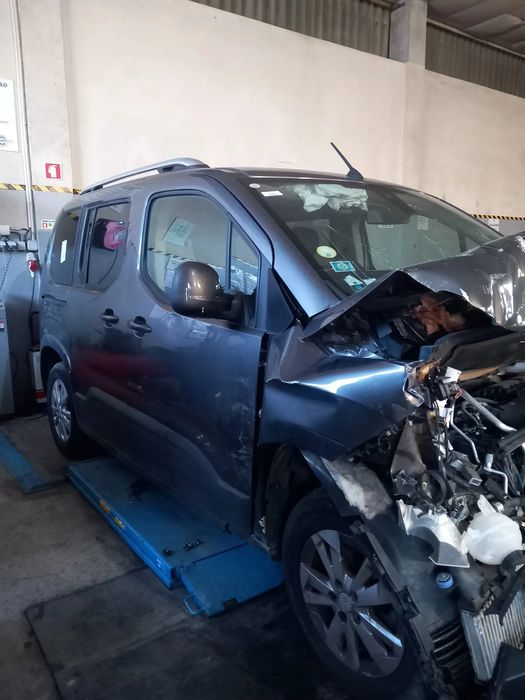 Peugeot Rifter 1.5 BlueHDI Ano 2020 Para Peças