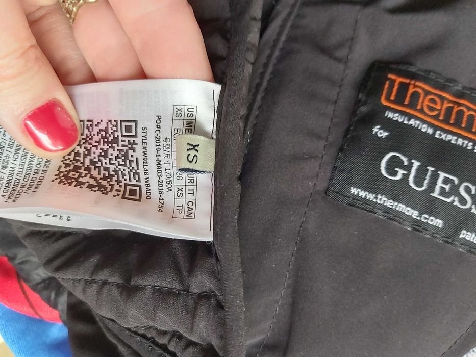 Nowa kurtka GUESS thermore xa czarna ocieplana lekko
