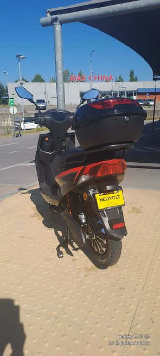 Neovolt Pulse 72V 65km de autonomia, 65km/h velocidade máxima.