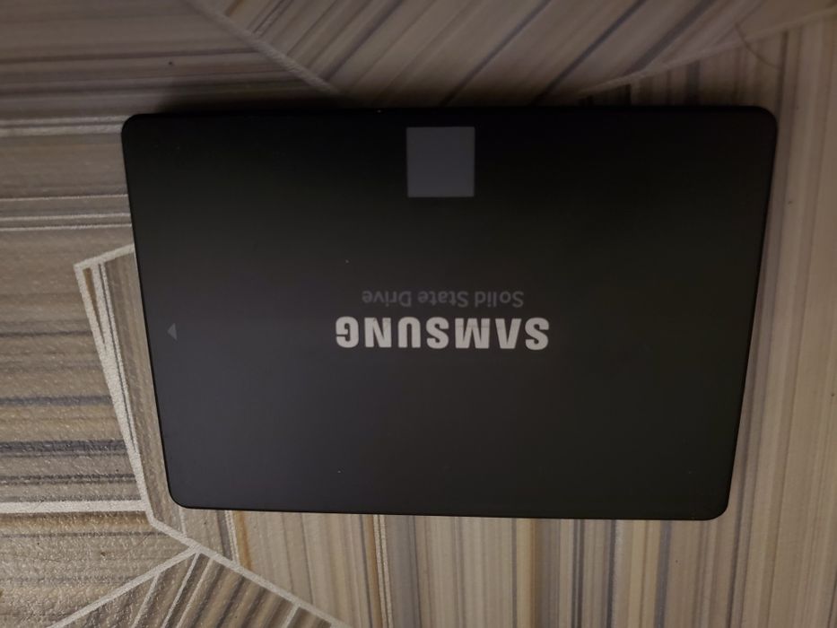 Жёсткий диск SSD Samsung 860 EVO 500gb SATA 2.5