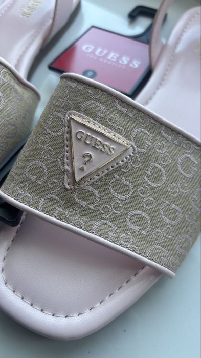 Босоніжки сандалі Guess нові оригінал