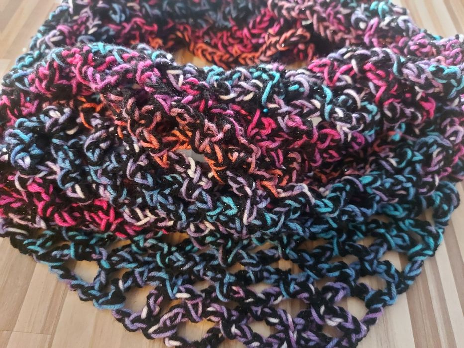 Chusta handmade.
