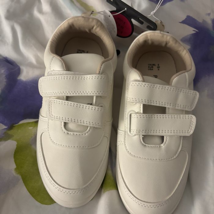 Кросівки 35 primark