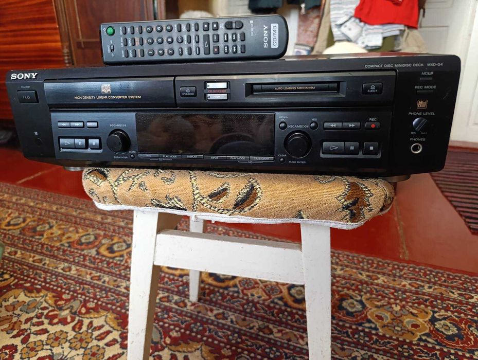 мини дисковая сд\мд дека Sony-MХD-Д4 Long Play\ оригин пульт.состояние