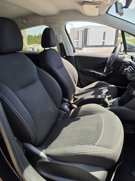 Peugeot 208 Style 1.2i de 2017