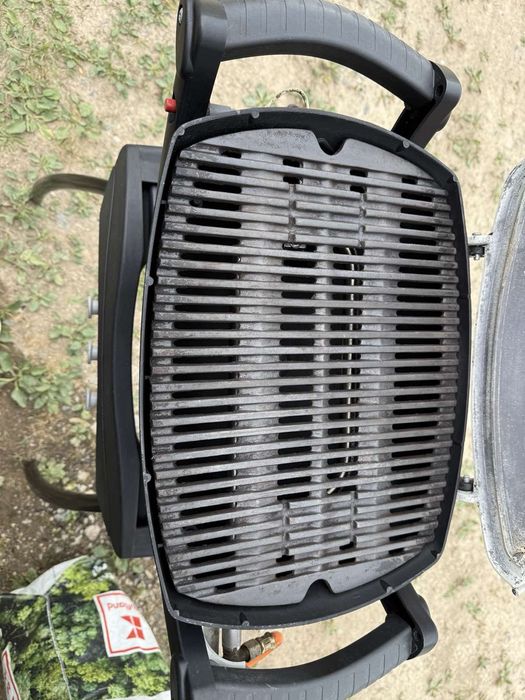 Гриль газовий Weber q100.
