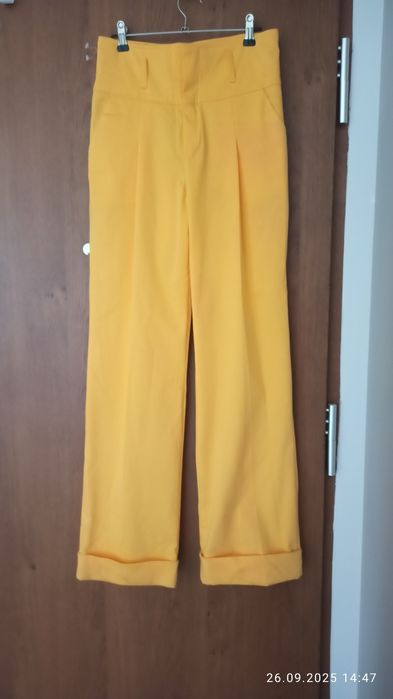 Stylowe spodnie Cocomore, rozmiar S