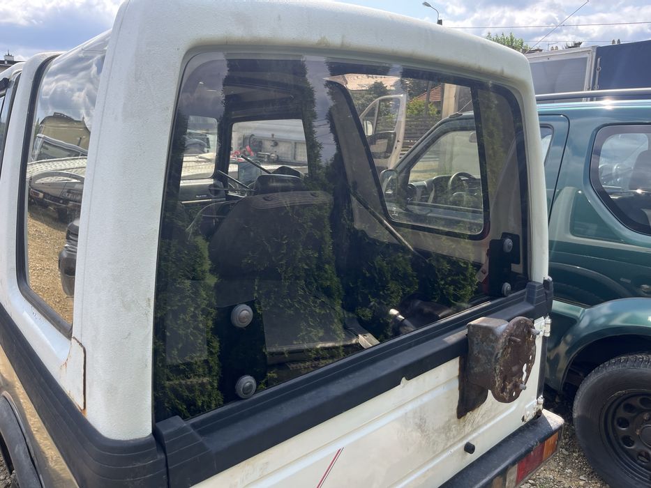 Suzuki samurai szyba tylnia hard top